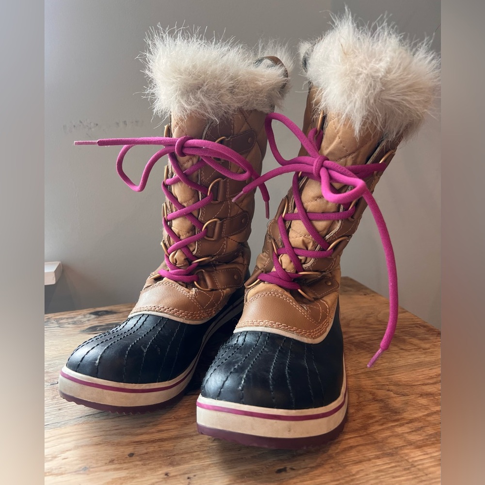 Sorel Womens Tofino Winter Boot - Picture 2 of 8